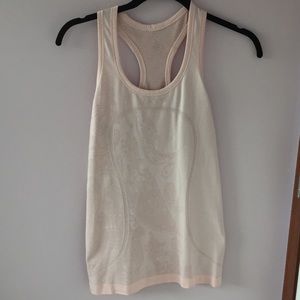 Lululemon Swiftly Tech Tank